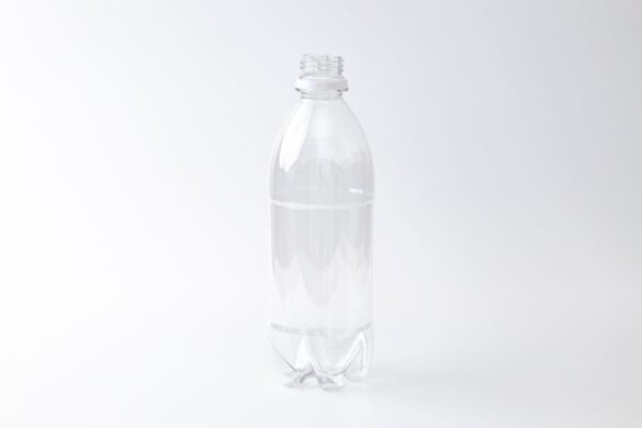 What Is a PET Bottle?