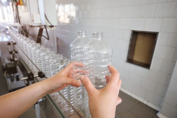 How PET Bottles Are Manufactured?