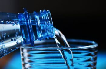 Why PET Bottles Are the Preferred Choice for Ready-to-Drink Brands?